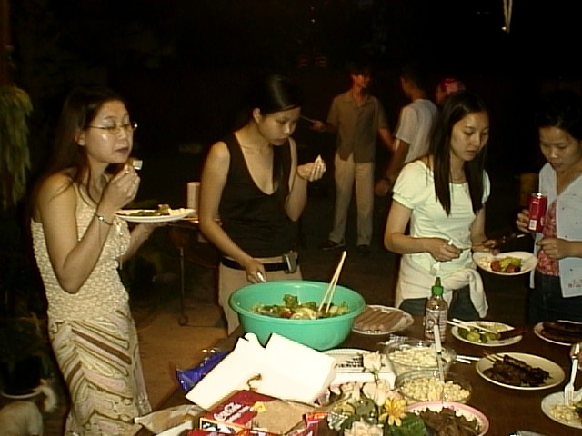 NewYearBBQ2003_10.jpg